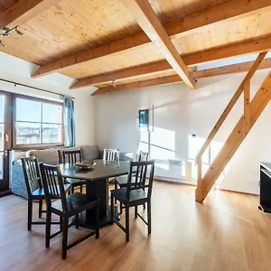 Family 6 Appartement Praag
