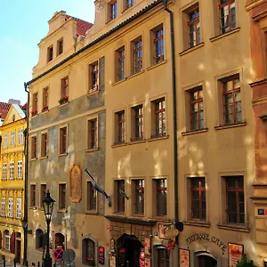 Thunovska Appartement Praag